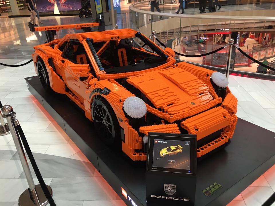 Webfundstück Ausgewachsener Porsche 911 Gt3 Rs Aus Lego