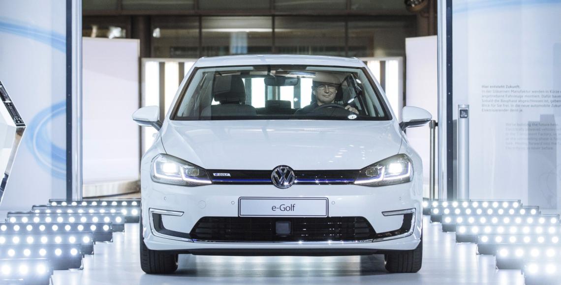 Umbau startet: Volkswagen fertigt neuen e-Golf ab April 2017 in der Gläsernen Manufaktur in Dresden