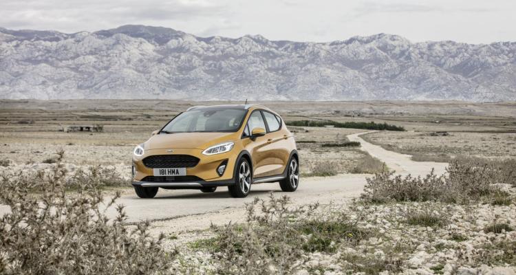 ford_fiesta2016_active_34_front_beauty_03
