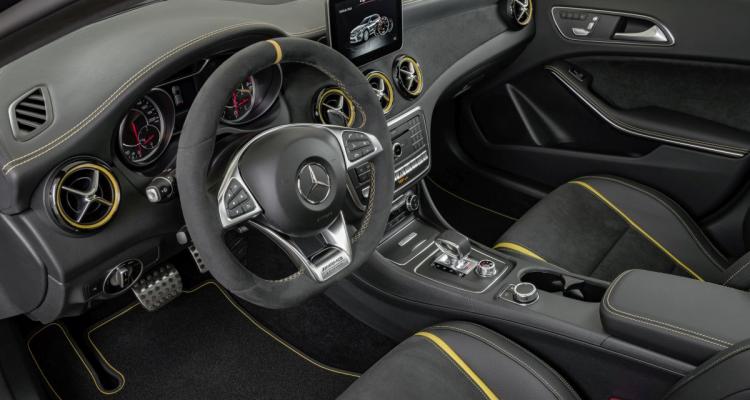 Mercedes-Benz AMG GLA 45 4MATIC Yellow Night Edition, X156 (2017)