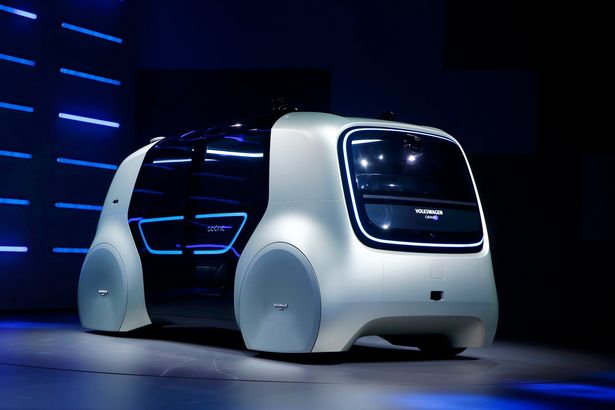 Volkswagen-Sedric-concept-car-is-seen-during-the-87th-International-Motor-Show-at-Palexpo-in-Geneva