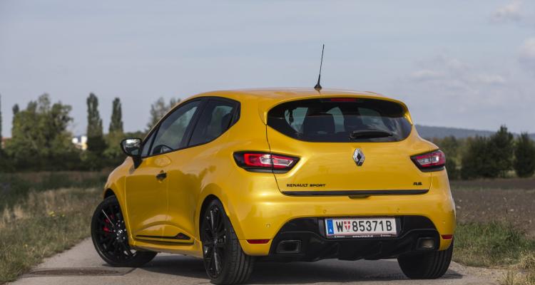 renault_clio_rs_trophy_02_may