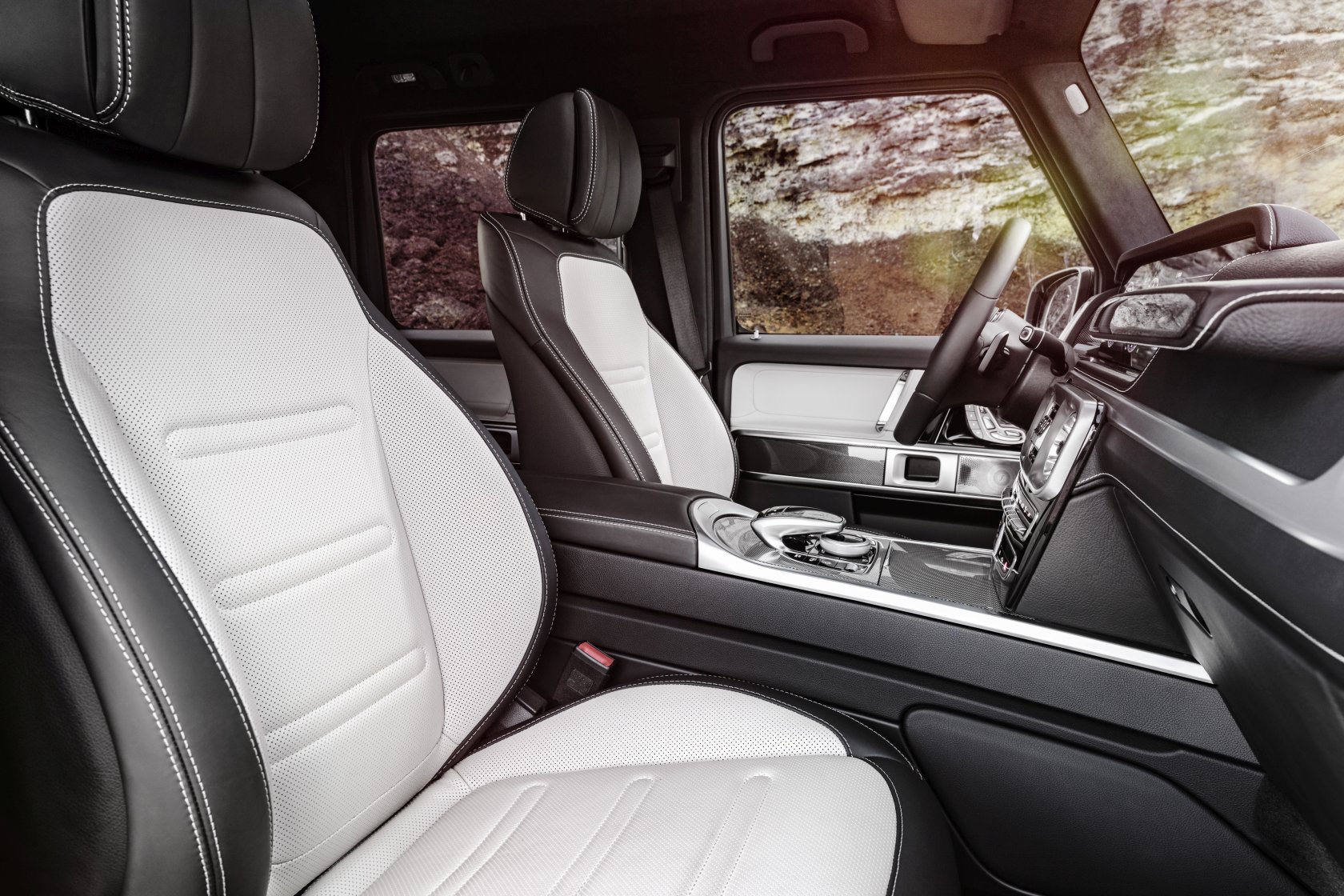 Die neue Mercedes-Benz G-Klasse: Exklusiver Innenraum: Die G-Klasse modern  interpretiert - ALLES AUTO