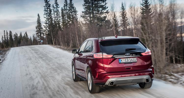2018_FORD_EDGE_VIGNALE_RUBY_RED__004