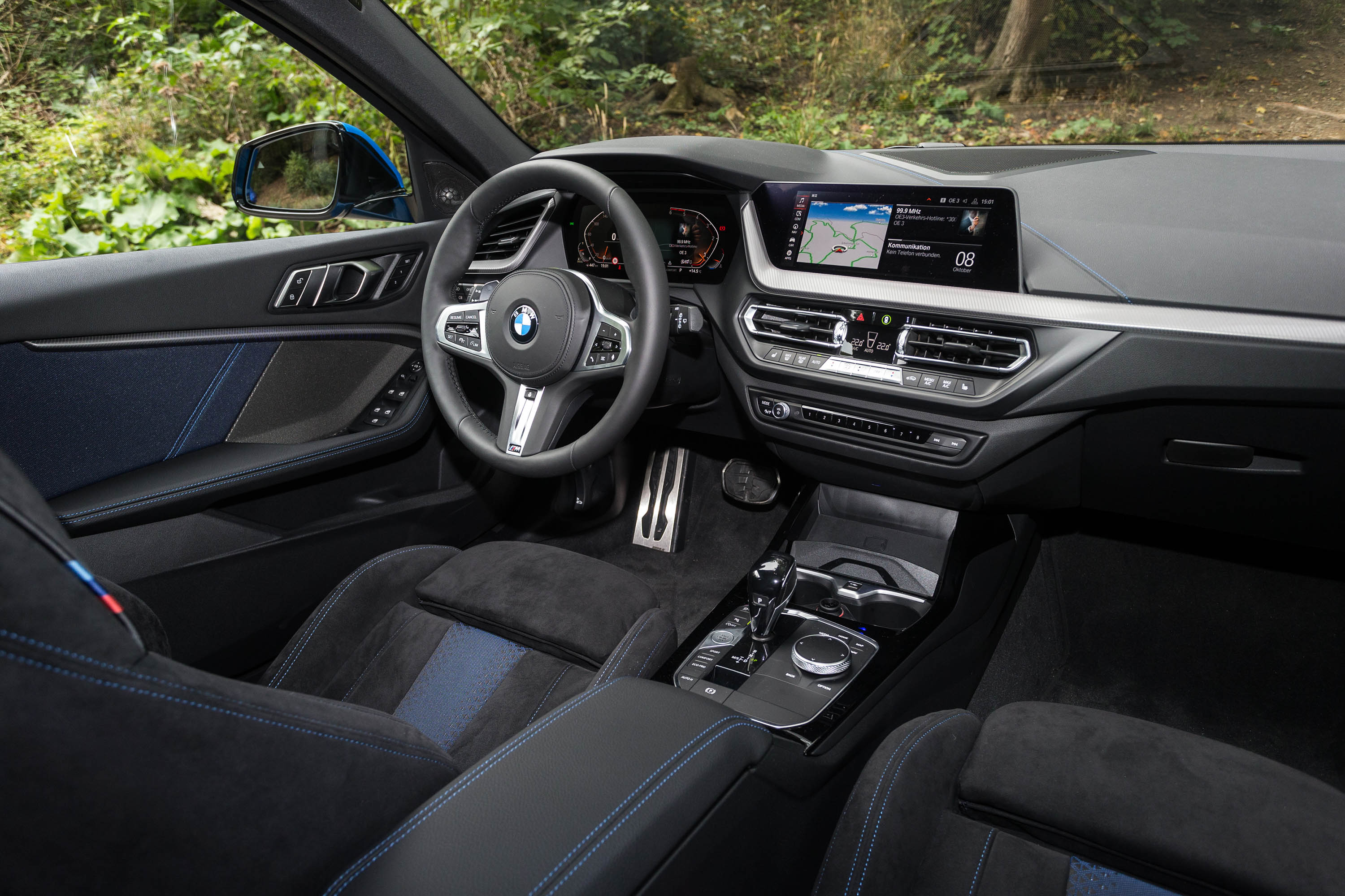 BMW 120d F40 190PS M-SPORT NAVI Professional LED Sitzheizung
