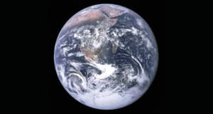 Apollo 17 Blick auf Erde aus dem Weltraum