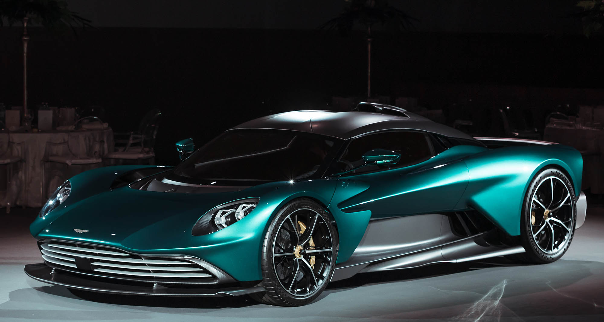 Exklusive Einblicke: Aston Martin Valhalla - ALLES AUTO