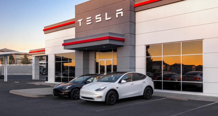 Tesla mit Preisanpassung (Store)