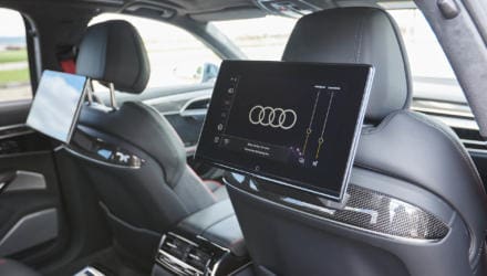 Test Audi S8 (Fond Bildschirme)